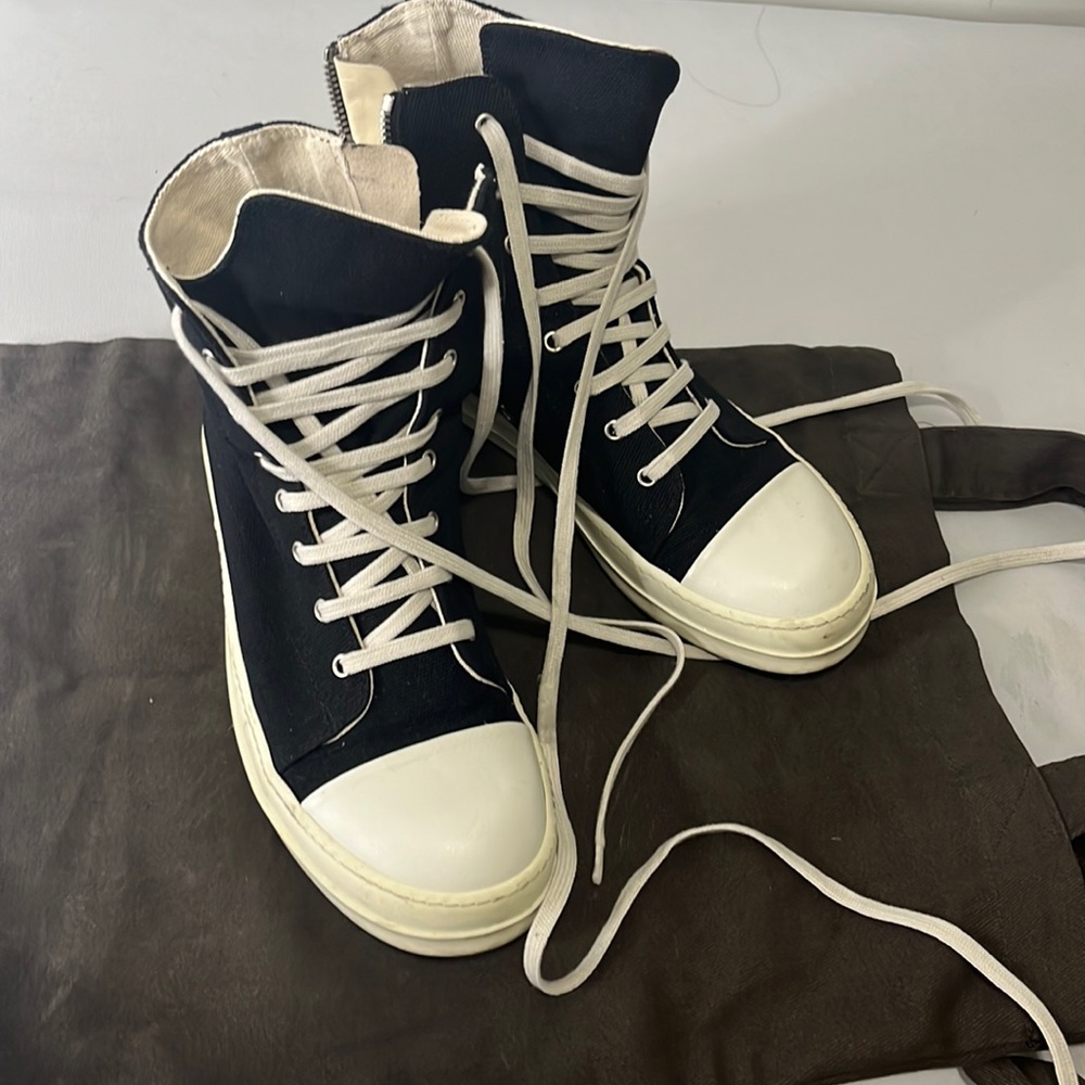 authentic black and white high top rick owens